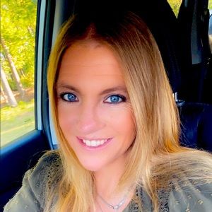 Meet your Posher, Jewell